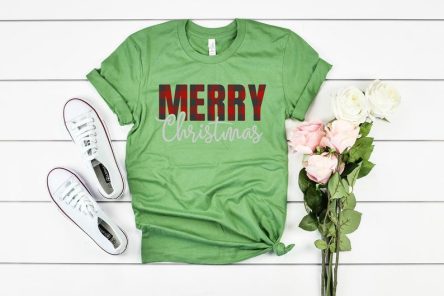 Merry Christmas (Plaid) T Shirt